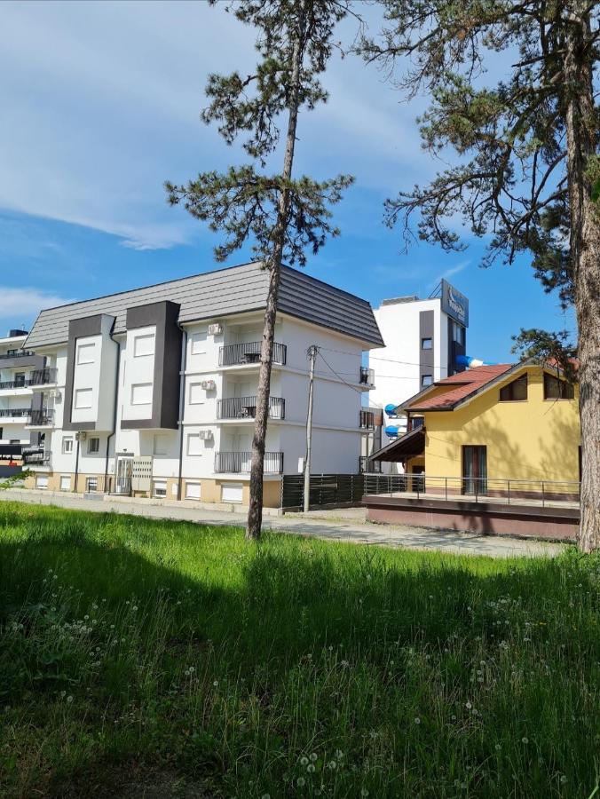 Apartman Tim Lux 1 วรินรัชกา บานยา ภายนอก รูปภาพ