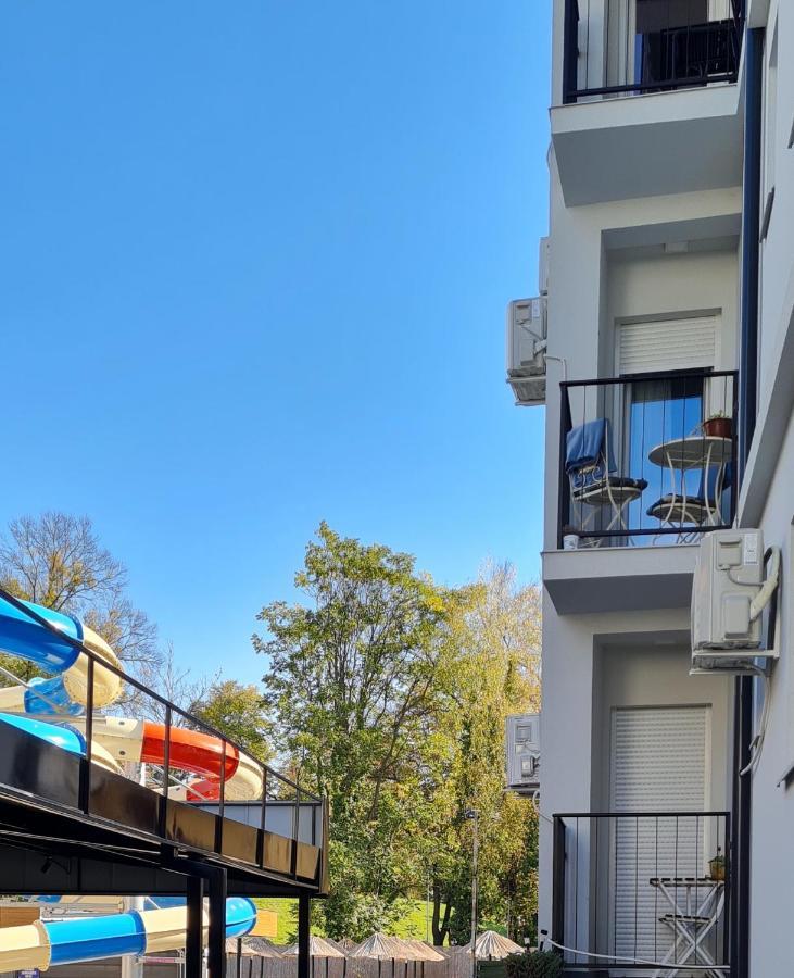 Apartman Tim Lux 1 วรินรัชกา บานยา ภายนอก รูปภาพ