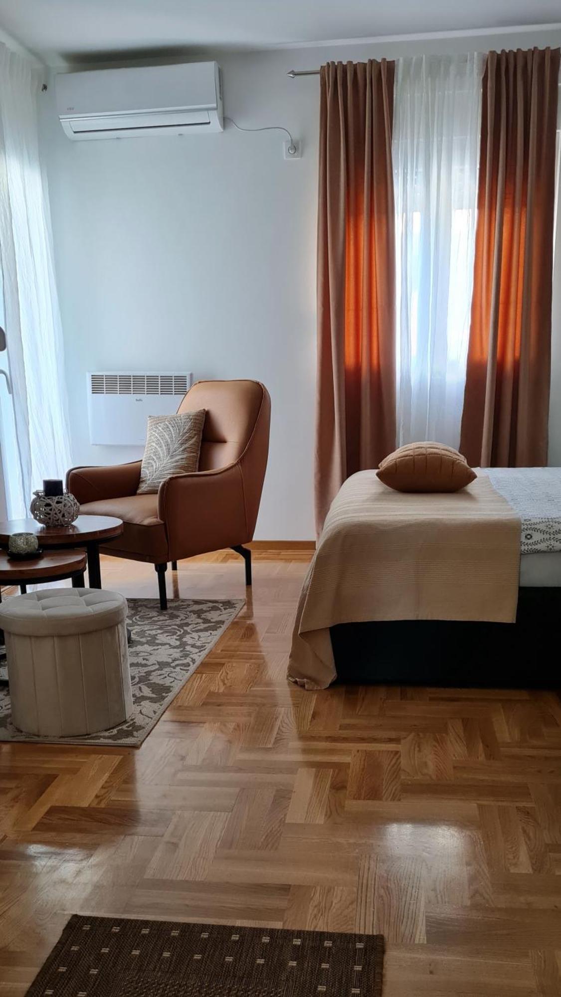 Apartman Tim Lux 1 วรินรัชกา บานยา ภายนอก รูปภาพ